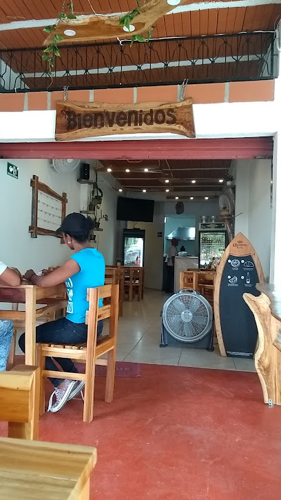 Wings & Beer - Cra. 6 #12-2 a 12-8, Dabeiba, Antioquia, Colombia