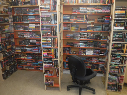 Used Book Store «Bearly Read Books», reviews and photos, 16441 SE Powell Blvd, Portland, OR 97236, USA