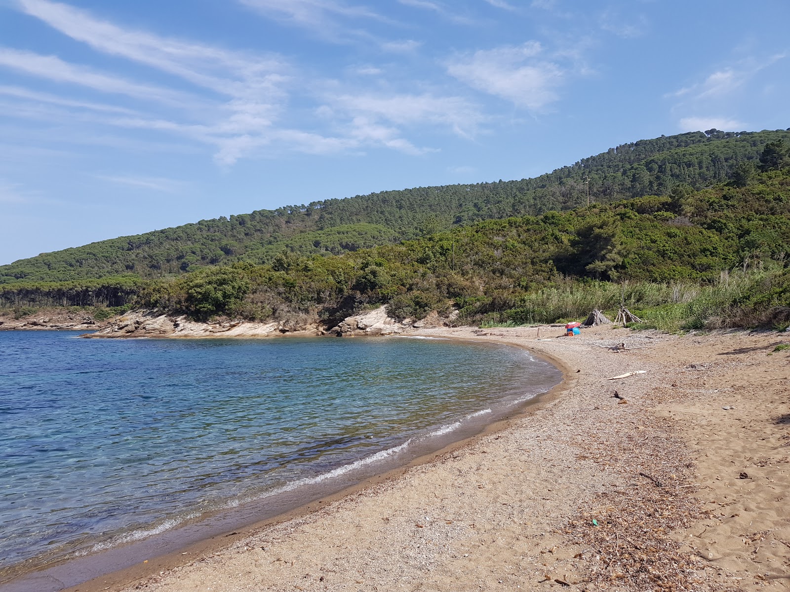 Foto van Spiaggia di Malpasso met blauw puur water oppervlakte