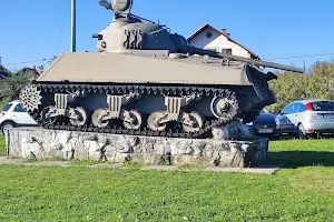 Tank image