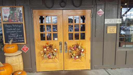 American Restaurant «Cracker Barrel Old Country Store», reviews and photos, 30750 Little Mack Ave, Roseville, MI 48066, USA