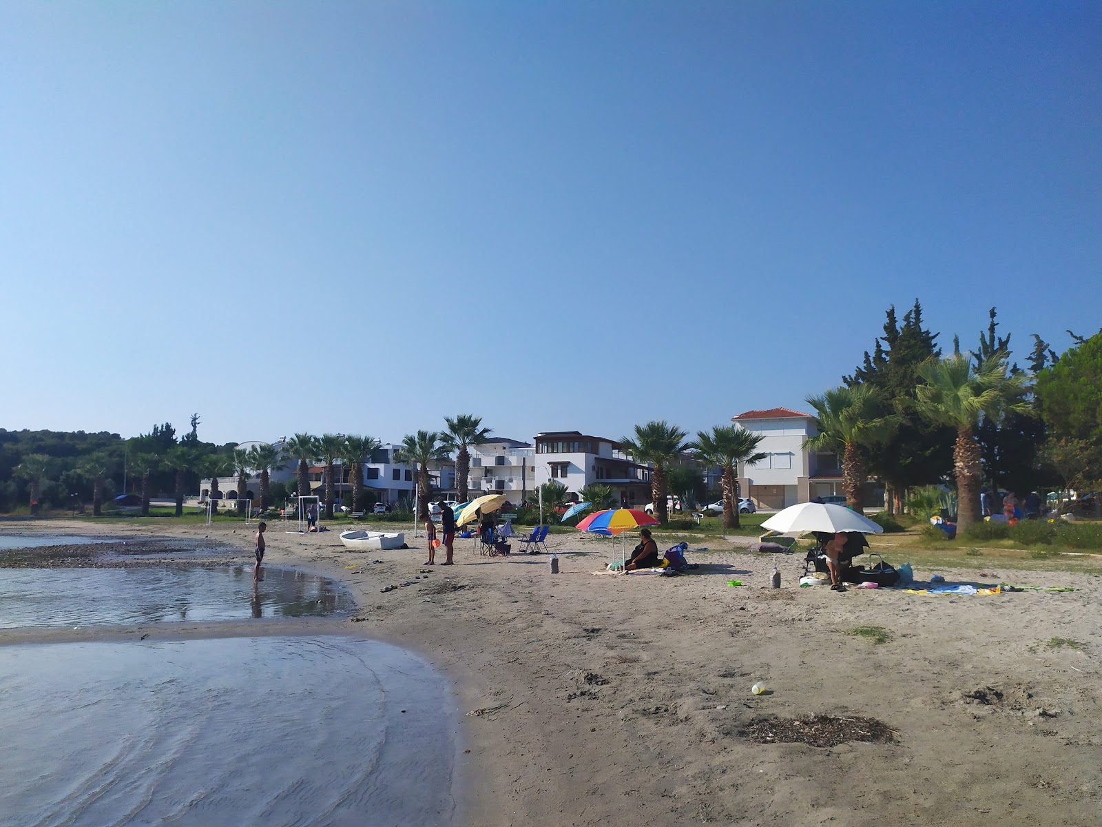 Foto de Cennet beach II con parcialmente limpio nivel de limpieza