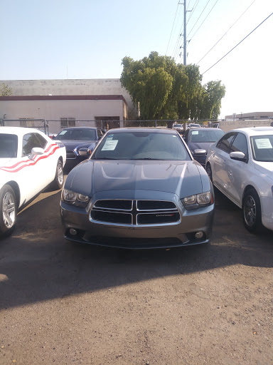 Used Car Dealer «AZ Luxury Auto», reviews and photos, 22047 N 23rd Ave, Phoenix, AZ 85027, USA