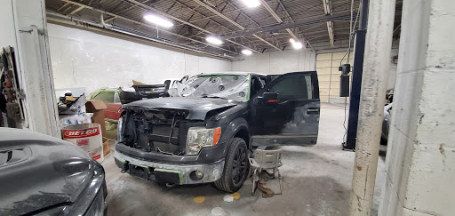 Auto Body Shop «Maaco Collision Repair & Auto Painting», reviews and photos, 28460 Groesbeck Hwy, Roseville, MI 48066, USA