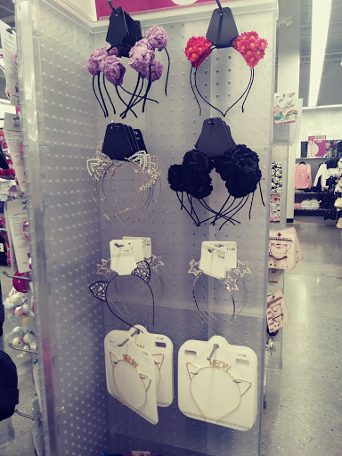 Variety Store «Five Below», reviews and photos, 1155 Mount Vernon Hwy NE #750, Atlanta, GA 30338, USA