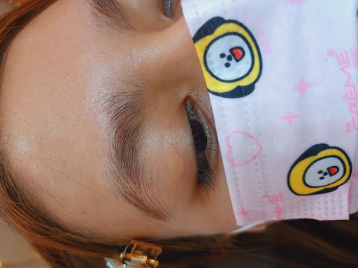 Roseeta's Eyebrow Threading