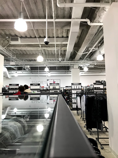 Department Store «Saks OFF 5TH», reviews and photos, 300 Canal St, Somerville, MA 02145, USA