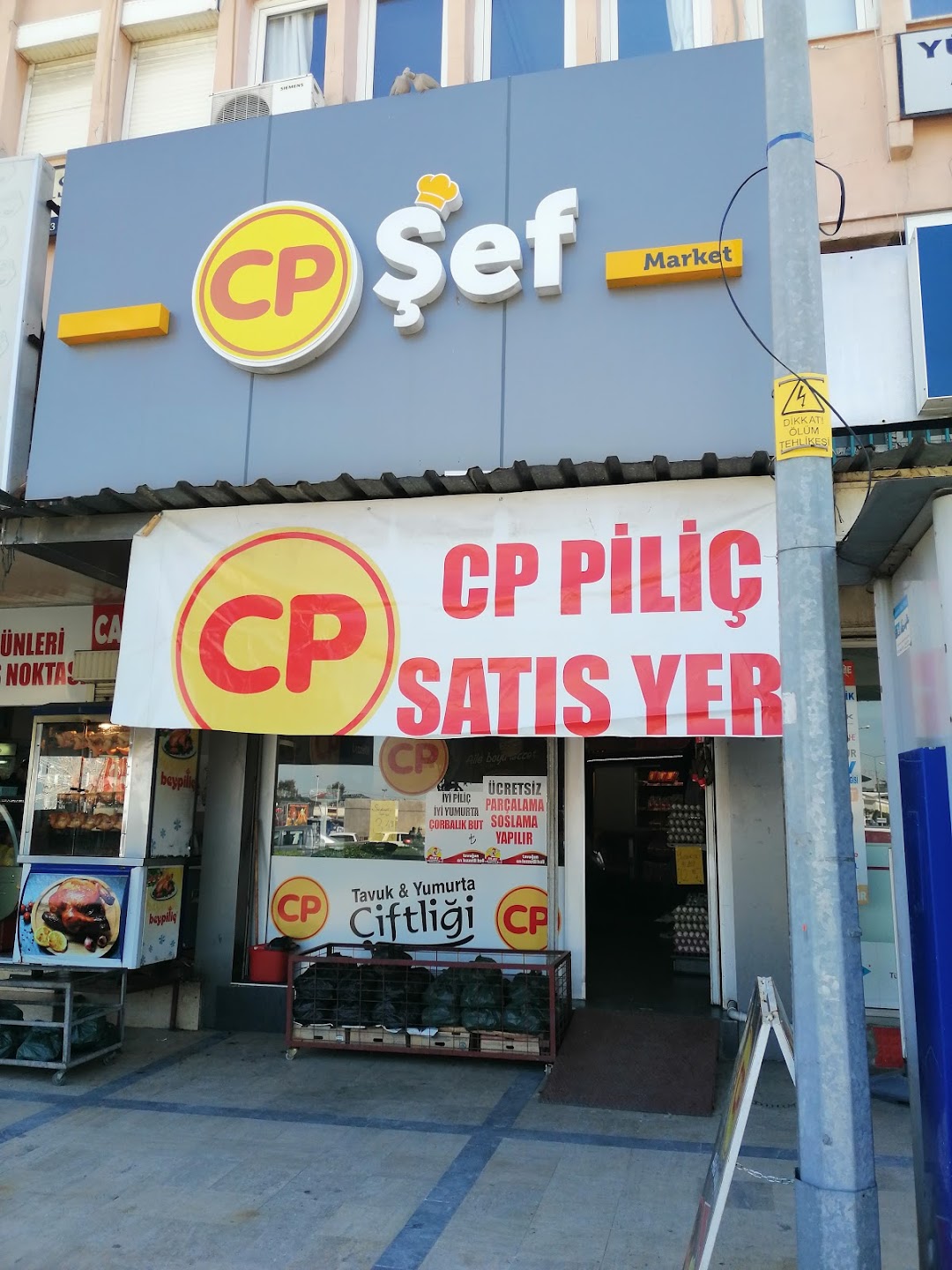 Cp ef ER-AY Pili Market