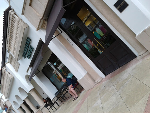 Coffee Shop «Starbucks», reviews and photos, 796 5th Ave S, Naples, FL 34102, USA