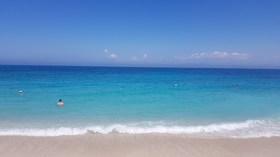 Gyra Beach