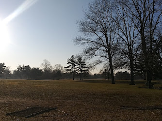 Cantiague Golf Course
