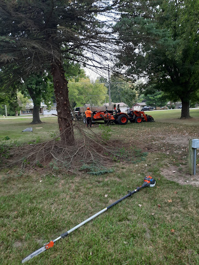 Monroe Tree & tractor