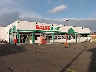 ラルズマート 木古内店