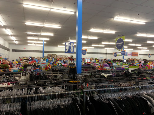Thrift Store «Higley & Queen Creek Goodwill Retail Store & Donation Center», reviews and photos, 4570 S Higley Rd, Gilbert, AZ 85297, USA