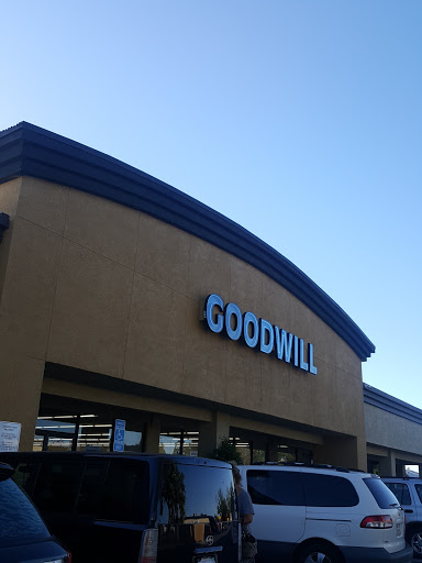 Goodwill, 3067 W Capitol Ave, West Sacramento, CA 95691, USA, 