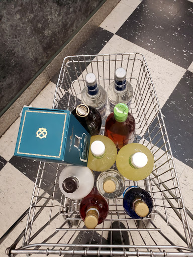 Liquor Store «North End Wine & Liquor Store», reviews and photos, 2509 Webster Ave, Bronx, NY 10458, USA