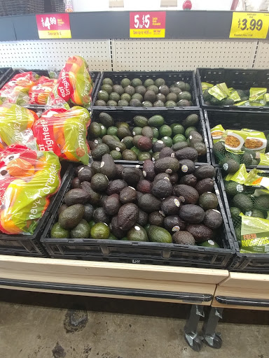 Grocery Store «Grocery Outlet Bargain Market», reviews and photos, 1060 N Wilson Way, Stockton, CA 95205, USA