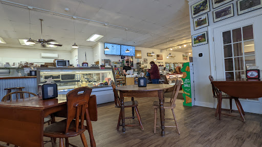 Deli «Berkshire Country Store», reviews and photos, 6 Station Pl, Norfolk, CT 06058, USA