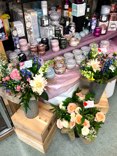 Florist «J Miller Flowers», reviews and photos, 4416 Piedmont Ave, Oakland, CA 94611, USA