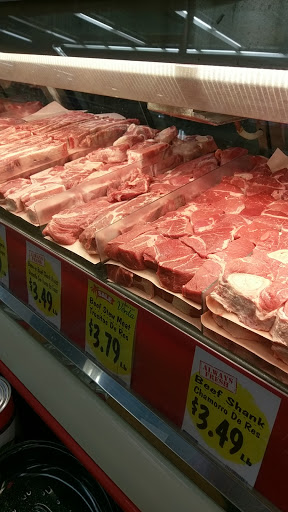 Supermarket «Vallarta Supermarkets», reviews and photos, 19725 Vanowen St, Winnetka, CA 91306, USA