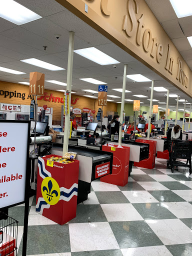 Grocery Store «Schnucks», reviews and photos, 2030 Dorsett Rd, Maryland Heights, MO 63043, USA