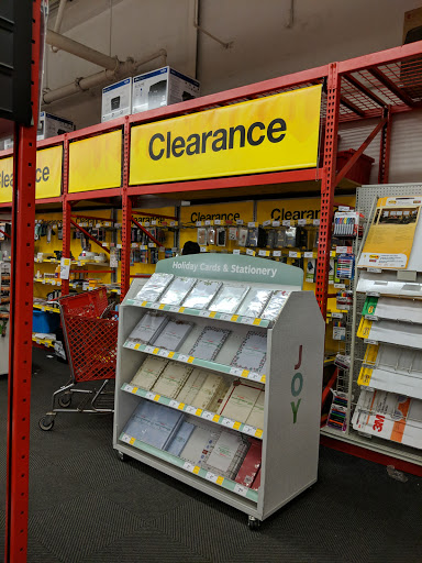 Office Supply Store «Staples», reviews and photos, 176 S Broadway, Salem, NH 03079, USA