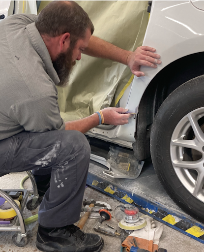 Auto Body Shop «Shur-Way Auto Body Inc», reviews and photos, 3540 Greenwood Blvd, Maplewood, MO 63143, USA