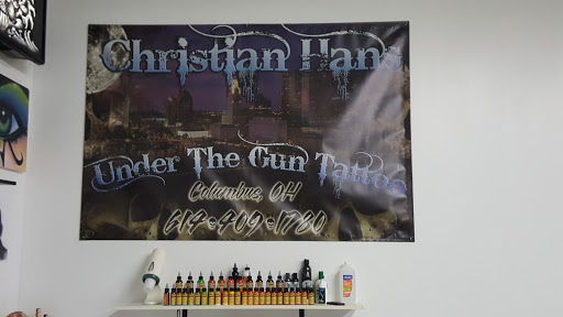 Tattoo Shop «Under the Gun Tattoo Studio», reviews and photos, 3998 Alum Creek Dr, Columbus, OH 43207, USA