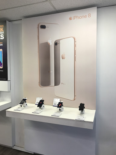 Cell Phone Store «MetroPCS Authorized Dealer», reviews and photos, 239 S Lincoln Way, Galt, CA 95632, USA