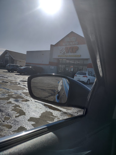 Tire Shop «VIP Tires & Service», reviews and photos, 207 Waterman Dr, South Portland, ME 04106, USA