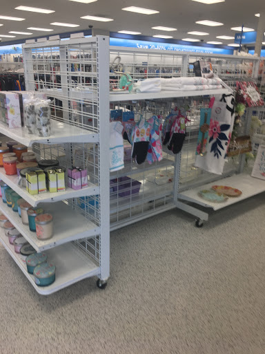 Clothing Store «Ross Dress for Less», reviews and photos, 104 Vintage Way, Novato, CA 94945, USA