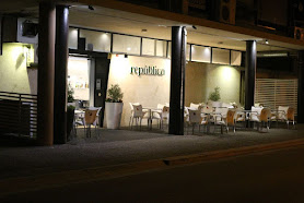 República - Tasty & Social Lounge