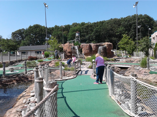 Golf Course «Twin Brook Golf Center», reviews and photos, 1251 Jumping Brook Rd, Tinton Falls, NJ 07753, USA