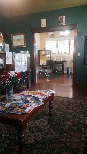 Hair Salon «The Hair Company», reviews and photos, 407 S Jackson St, Tullahoma, TN 37388, USA