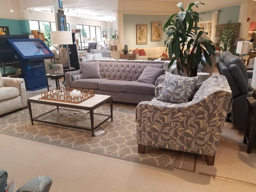 Furniture Store «Moss Creek Village Furniture», reviews and photos, 1569 Fording Island Rd, Hilton Head Island, SC 29926, USA