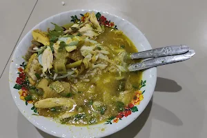 Soto Ayam Dan Nasi Goreng Lamongan Kak Sarbini image