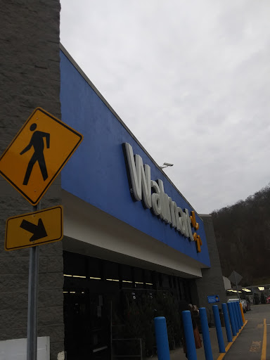 Discount Store «Walmart», reviews and photos, 201 Walton Rd, Harlan, KY 40831, USA