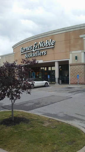 Book Store «Barnes & Noble», reviews and photos, 3055 S Glenstone Ave, Springfield, MO 65804, USA