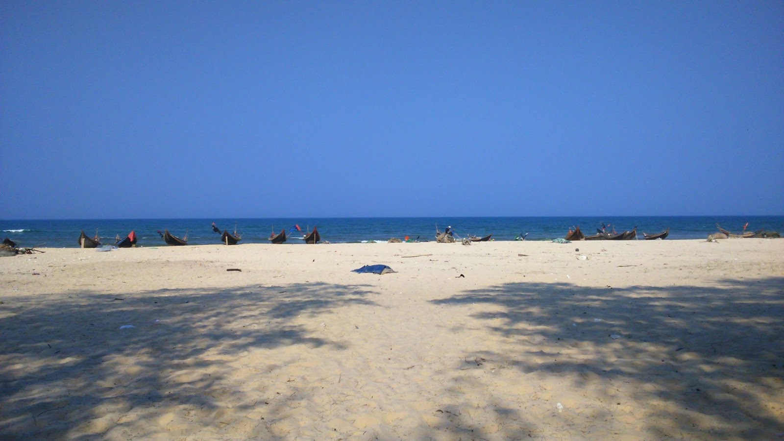 My Thuy Beach的照片 带有长直海岸