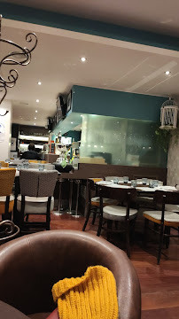 Atmosphère du Restaurant Livin'Café. à Le Chesnay-Rocquencourt - n°3