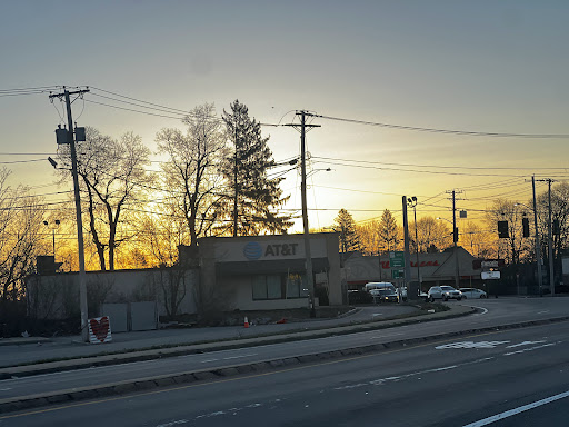 Cell Phone Store «AT&T», reviews and photos, 641 Pleasant St, Brockton, MA 02301, USA