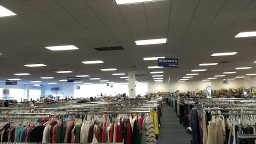 Thrift Store «Goodwill», reviews and photos, 2121 Holliday Dr, Dubuque, IA 52002, USA