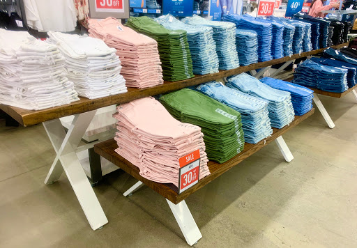 Clothing Store «Old Navy», reviews and photos, 90 Pleasant Valley St, Methuen, MA 01844, USA