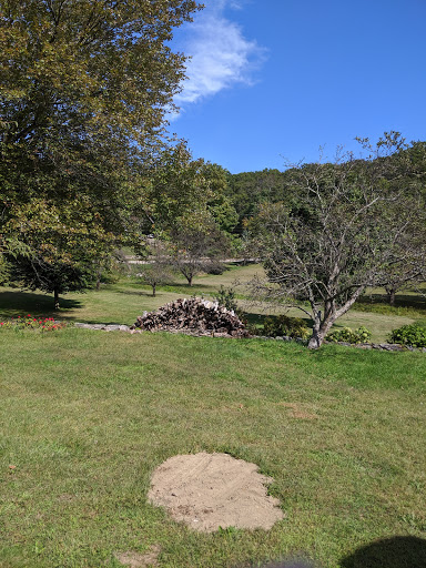 Historical Landmark «Smith-Appleby House», reviews and photos, 220 Stillwater Rd, Smithfield, RI 02917, USA