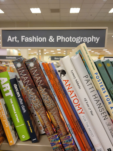 Book Store «Barnes & Noble», reviews and photos, 2751 Paper Mill Rd, Wyomissing, PA 19610, USA