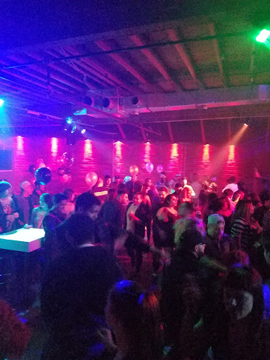 Night Club «The Hangar», reviews and photos, 1823 SE Tualatin Valley Hwy, Hillsboro, OR 97123, USA