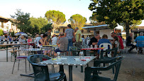 Atmosphère du Restaurant Pizzeria l'ITALIANO à Méjannes-le-Clap - n°5