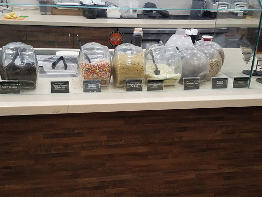 Ice Cream Shop «Cold Stone Creamery», reviews and photos, 1044 NW Civic Dr k, Gresham, OR 97030, USA