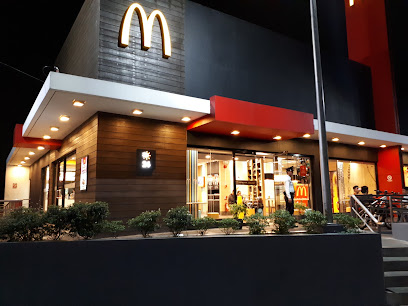 McDonald,s - 102 Molino Blvd, Bacoor, 4102 Cavite, Philippines