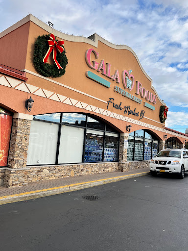 Compare Foods Supermarket, 120 N Main St, Freeport, NY 11520, USA, 